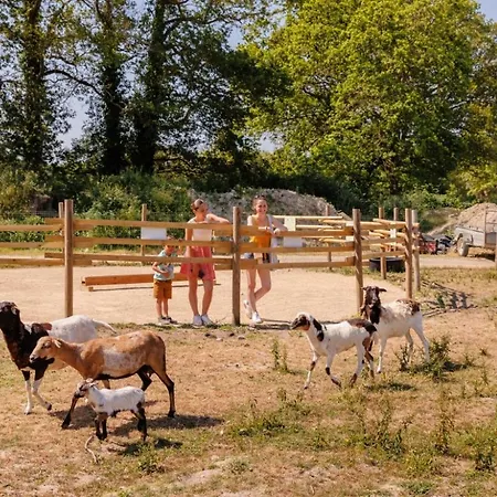 Maeva Escapades Le Joli Bois-de-Cené