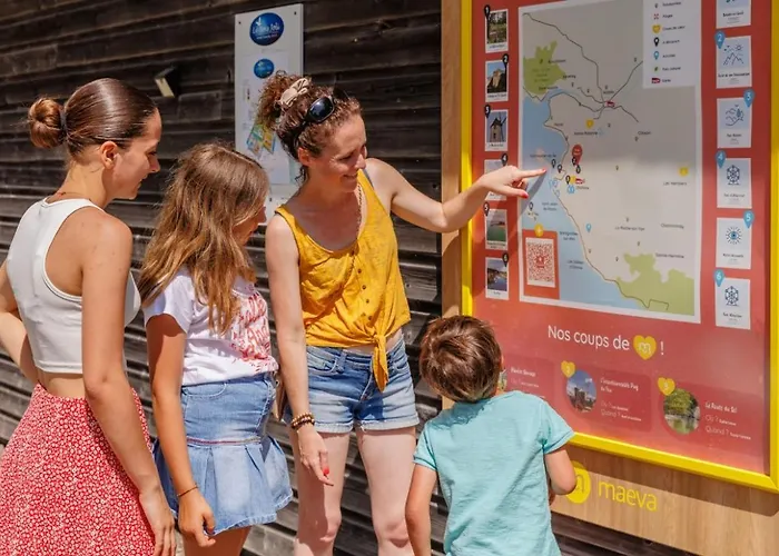 Camping Maeva Escapades Le Joli Bois-de-Cené