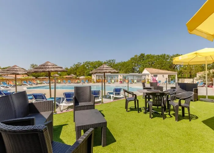 Maeva Escapades Le Joli Camping Bois-de-Cené