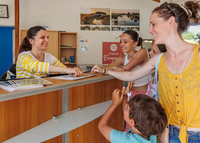 Maeva Escapades Le Joli Bois-de-Cené